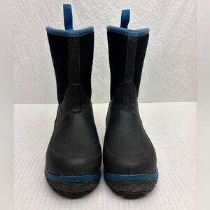 Muck boots Kids Black and Blue Waterproof Pull-On Boots SZ 11 toddler boy box 27